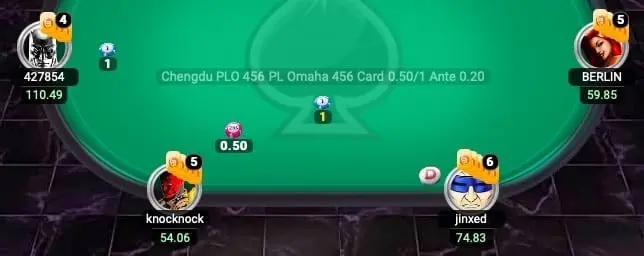 The little number over the avatar indicates the number of hole cards