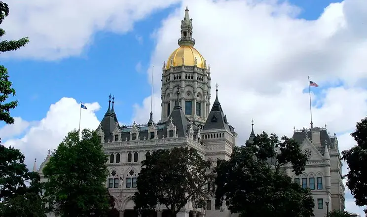 Connecticut Lawmakers Introduce Online Poker Pool Bill