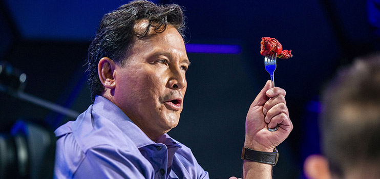 Френк Степучин – куриное крылышко барбекю