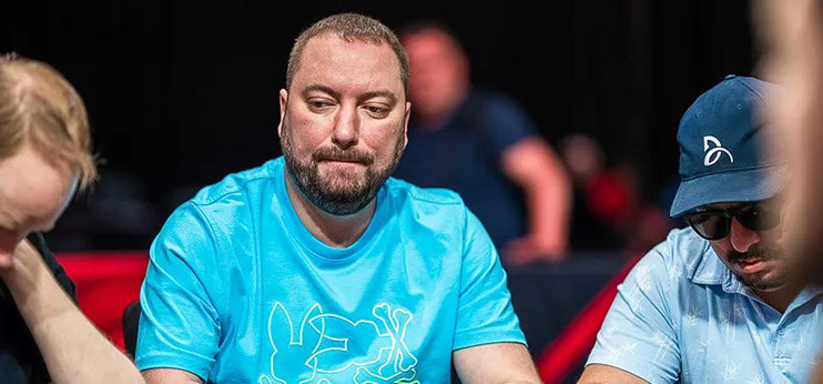 Николай Фаль за финальным столом турнира WSOP 2024 по 7 Card Stud Hi Lo 