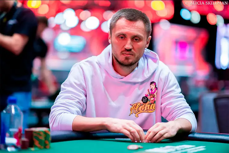 Илья Крупин на финальном столе турнира PLO8 на WSOP 2025